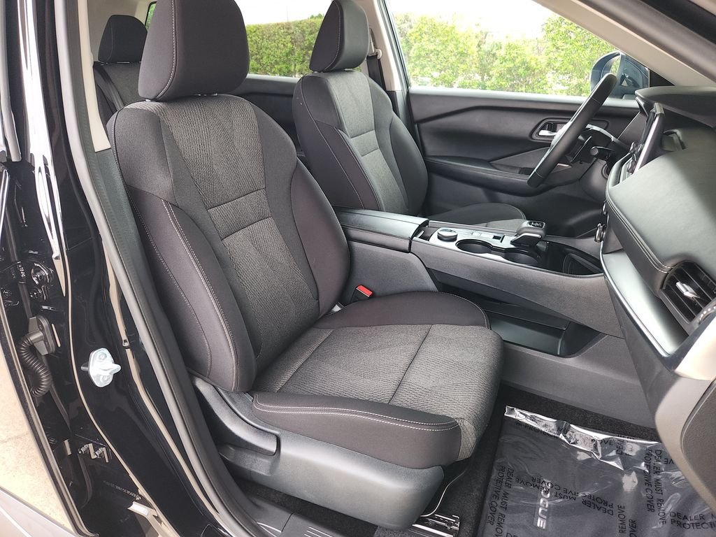Used 2025 Black Nissan SV image 15