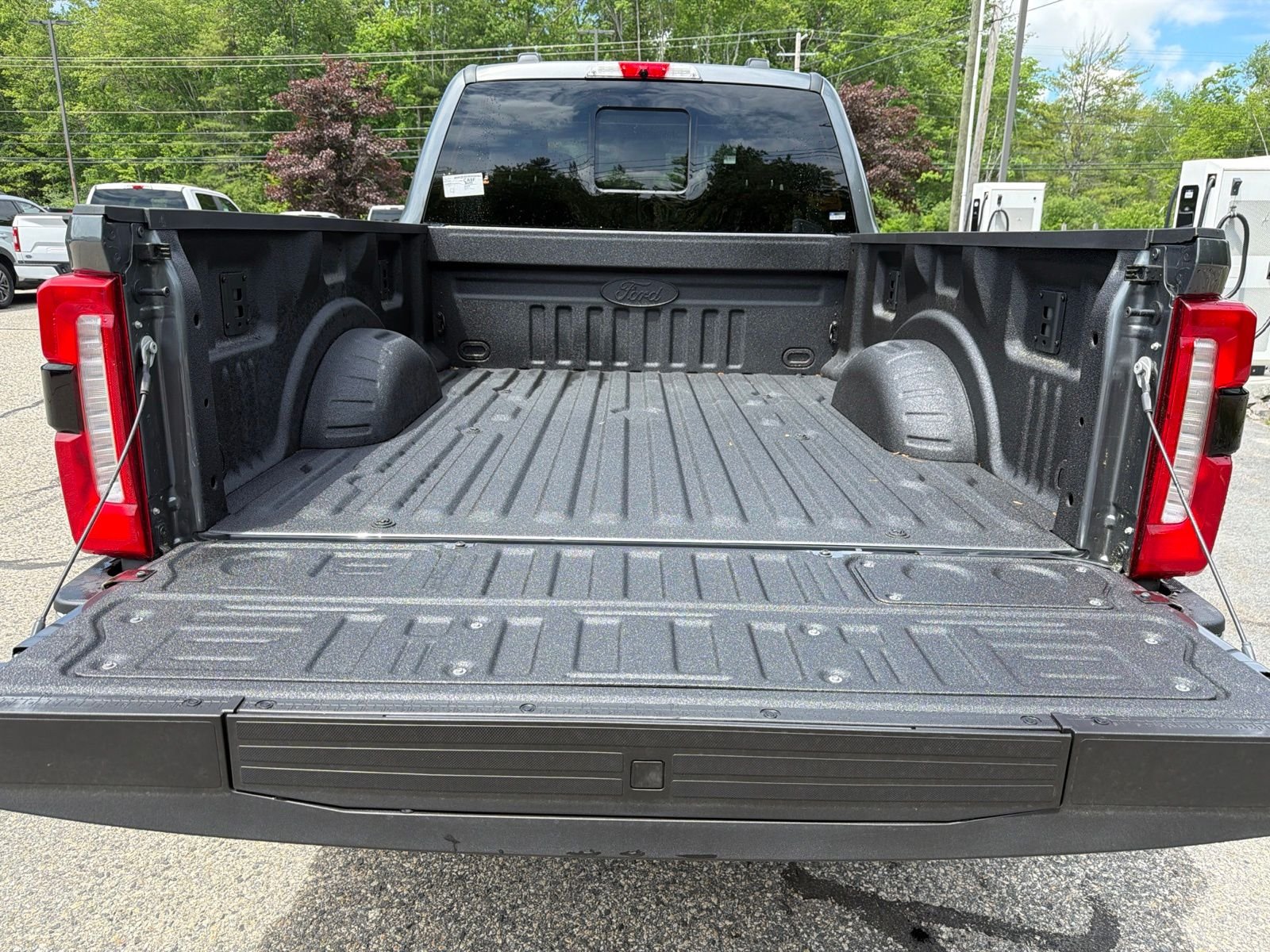 New 2026 Carbonized Gray Metallic Ford F-250® Lariat® image 7