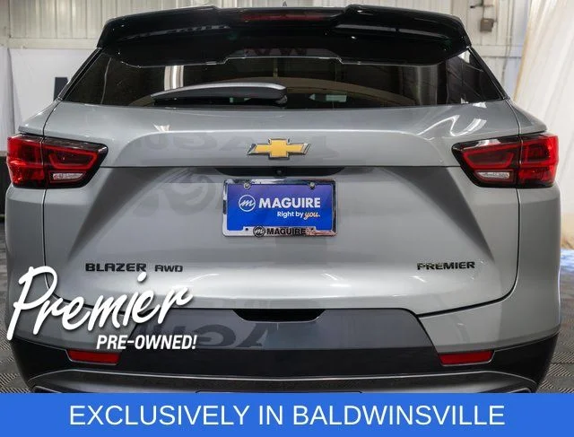 Used 2023 Gray Chevrolet Premier image 6