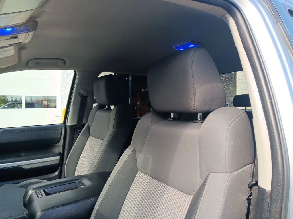 Used 2016 Silver Sky Metallic Toyota SR5 image 25