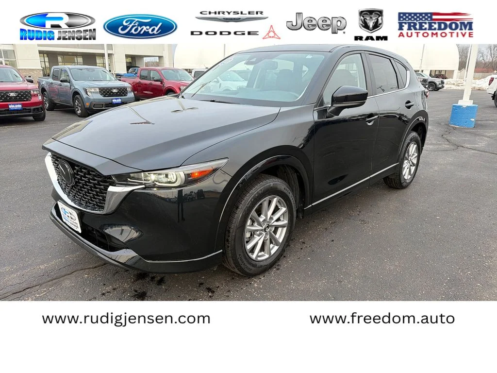 2025 Mazda CX-5 S Preferred package Auto AWD's photo
