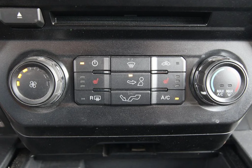Used 2018 Black Ford XLT image 31