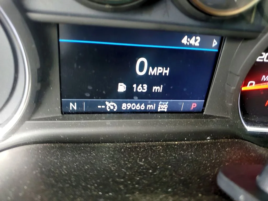 Used 2019 Summit White Chevrolet RST image 8