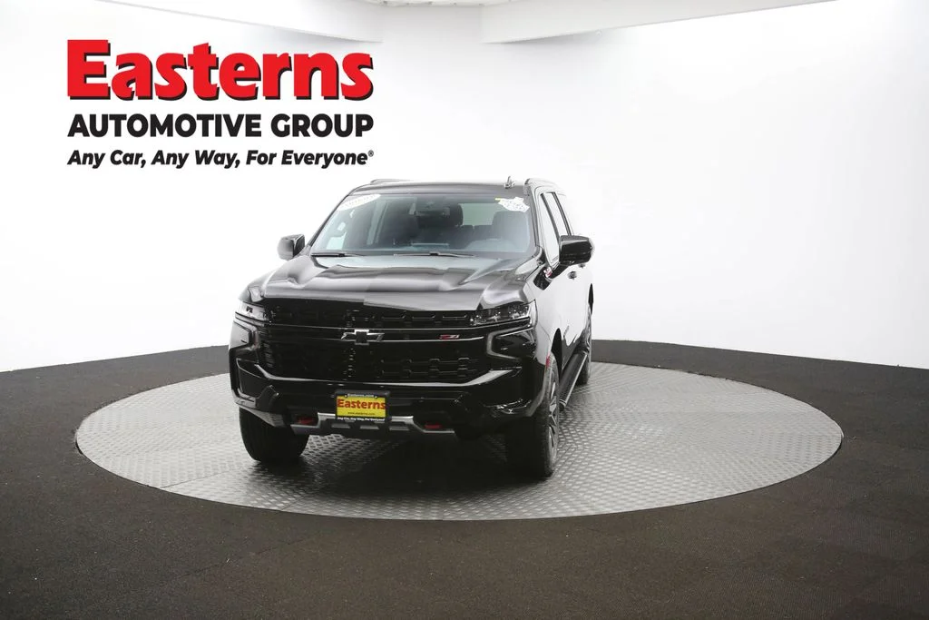Used 2023 Black Chevrolet Z71 image 59