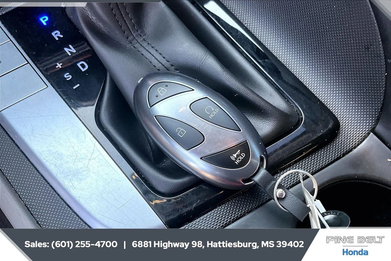 Used 2024 Ecotronic Gray Hyundai SEL image 9
