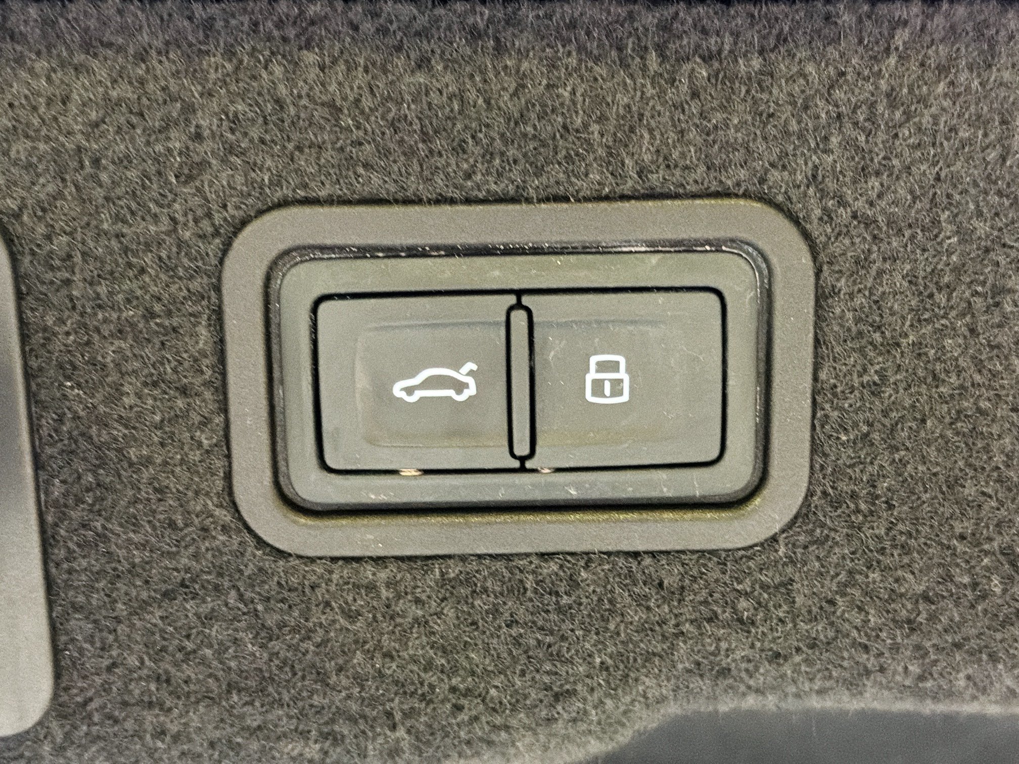 2023 Audi A8 Base - Photo 13