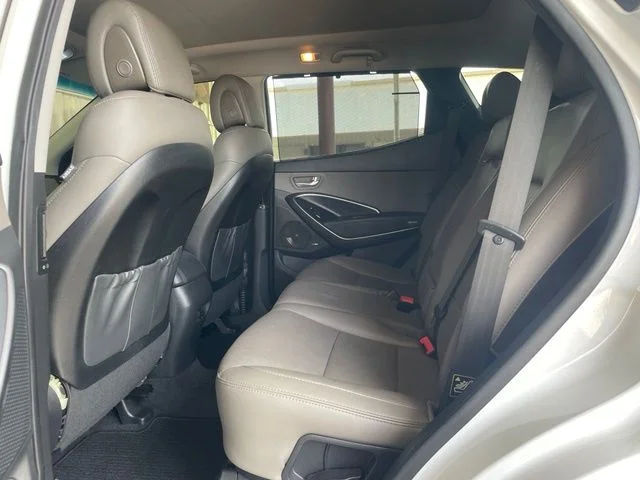 Used 2018 White Hyundai 2.4 Base image 26
