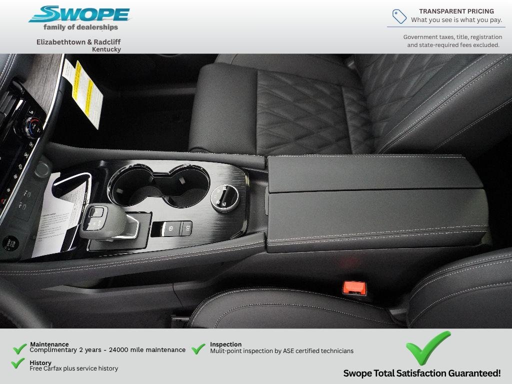 New 2026 Champagne Silver Metallic / Super Black Two-tone Nissan Platinum image 26