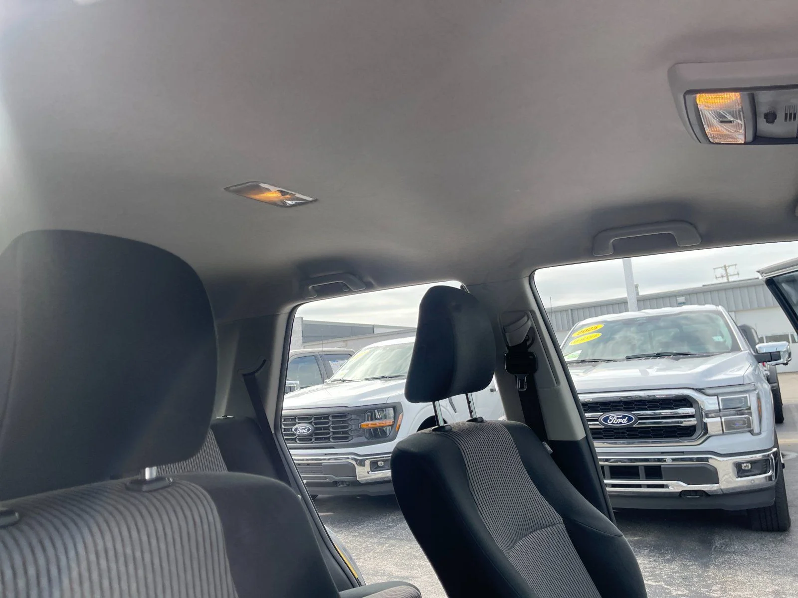 Used 2019 Black Toyota SR5 image 20