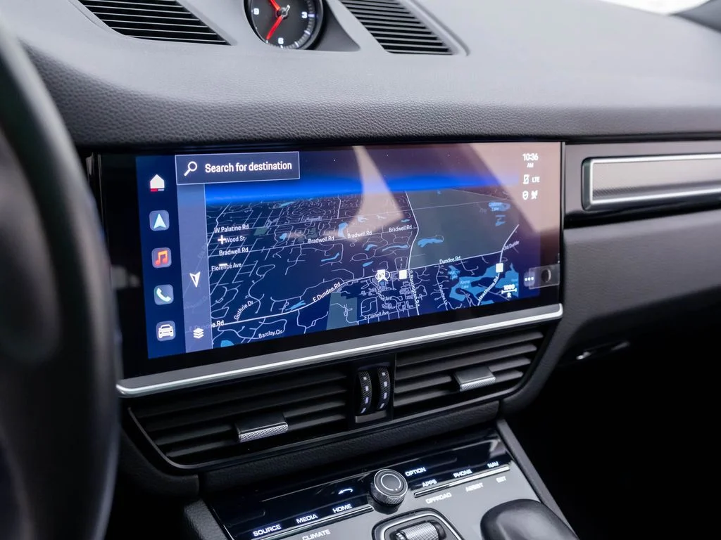 2022 Porsche Cayenne Platinum Edition - Photo 24