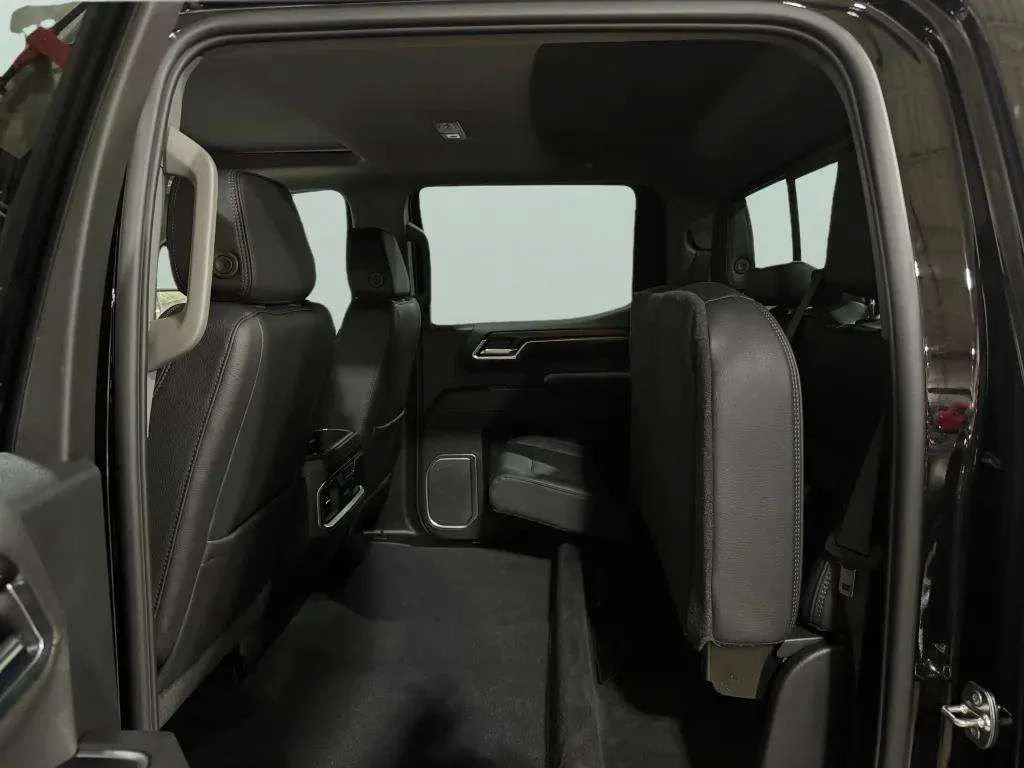 Certified Used 2026 Onyx Black GMC Denali image 28