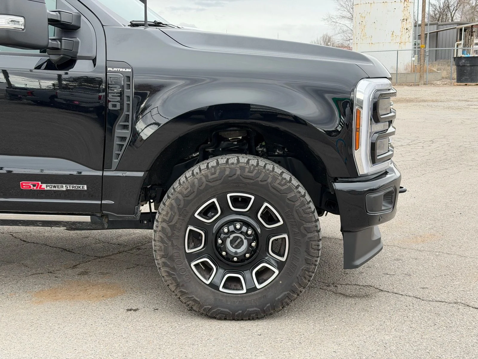 Used 2025 Black Ford Platinum image 4