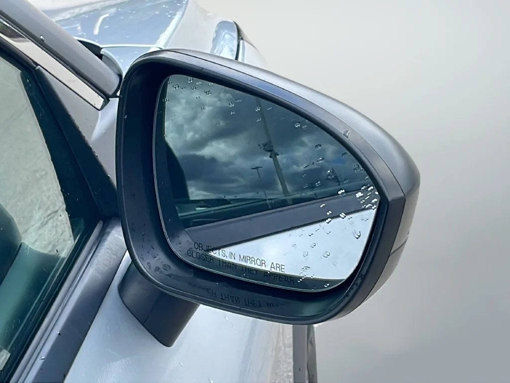 Used 2024 Silver Nissan S image 44