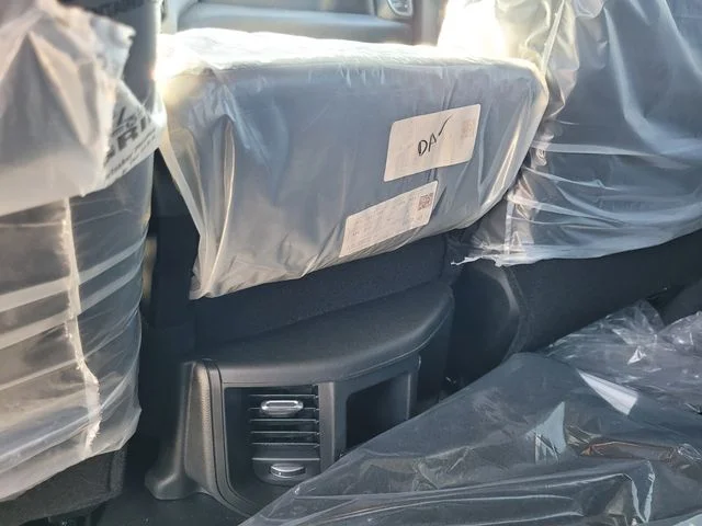 2025 RAM 2500 Tradesman - Photo 8
