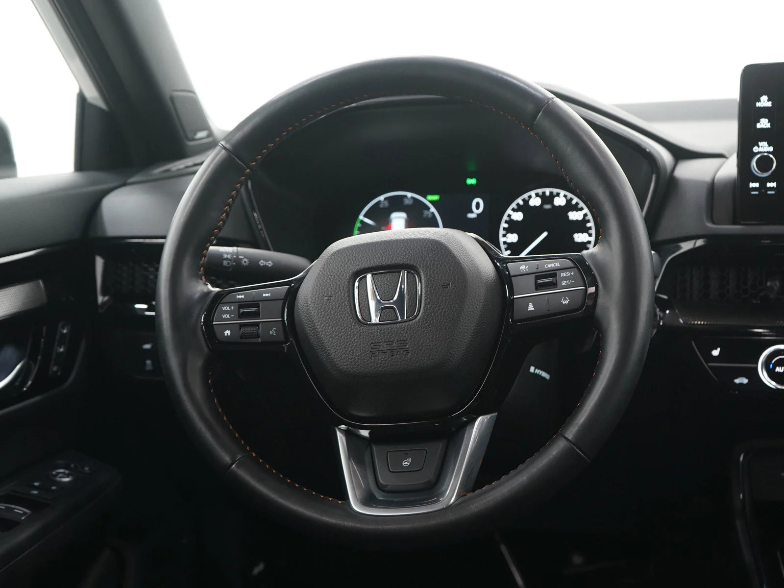Used 2025 Platinum White Pearl Honda Sport Touring AWD image 18