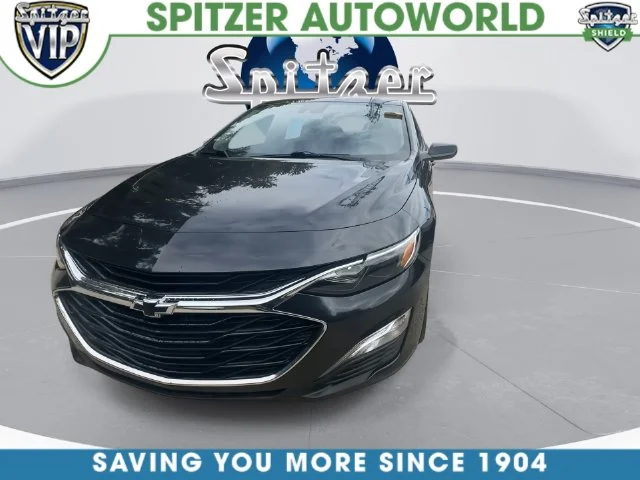 Used 2023 Gray Chevrolet RS image 6