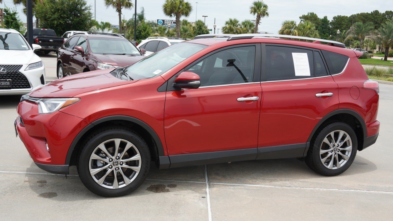 Used 2017 Red Toyota Limited image 5