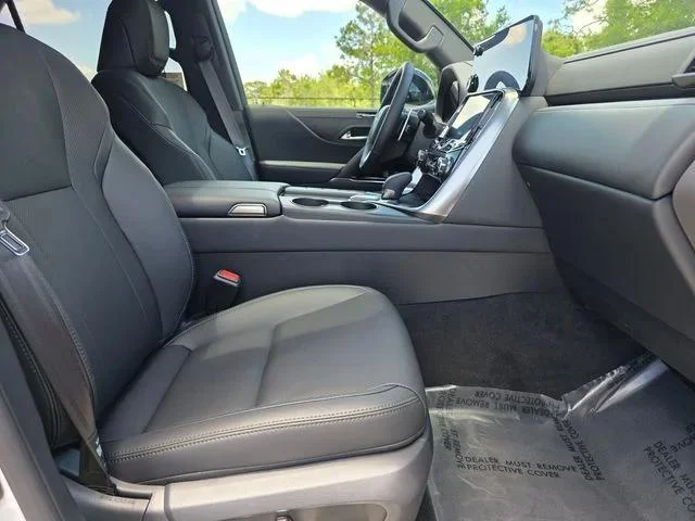 New 2026 Eminent White Pearl Lexus OVERTRAIL image 17