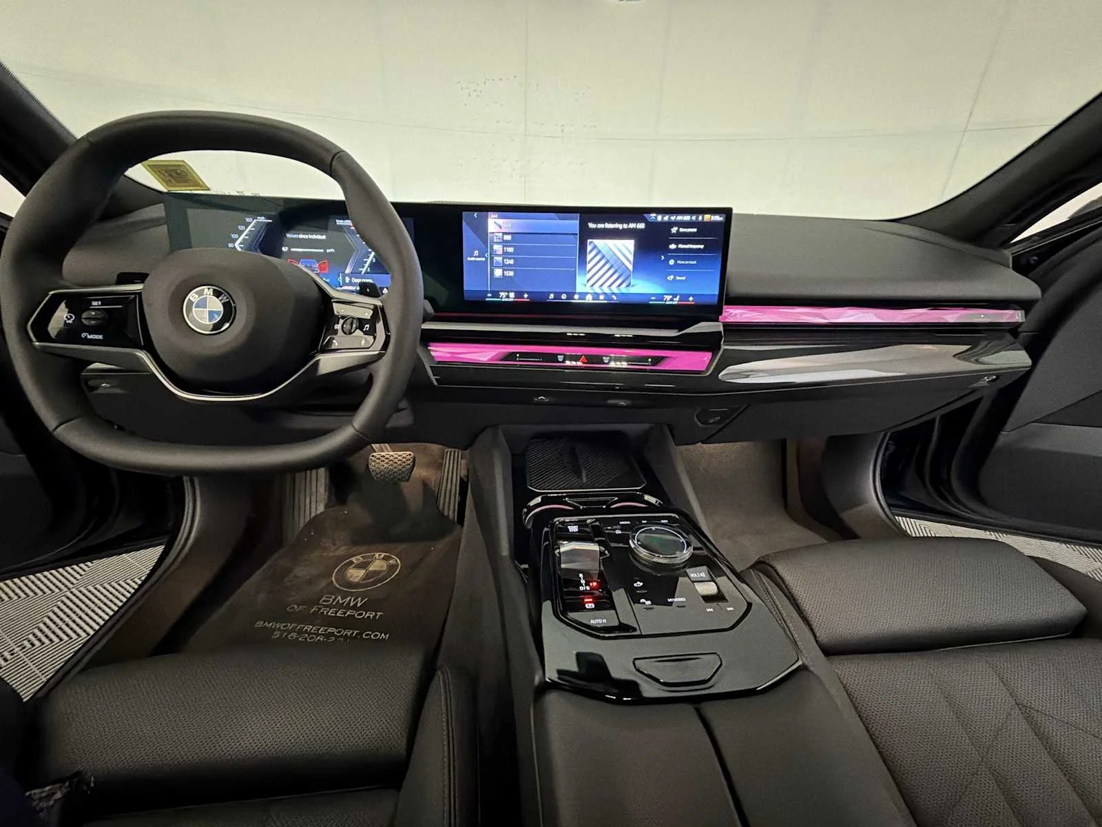 Used 2024 Black Sapphire Metallic BMW 540i xDrive image 14