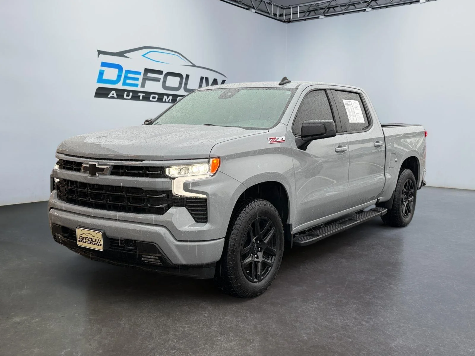 Used 2024 Slate Gray Metallic Chevrolet RST image 7