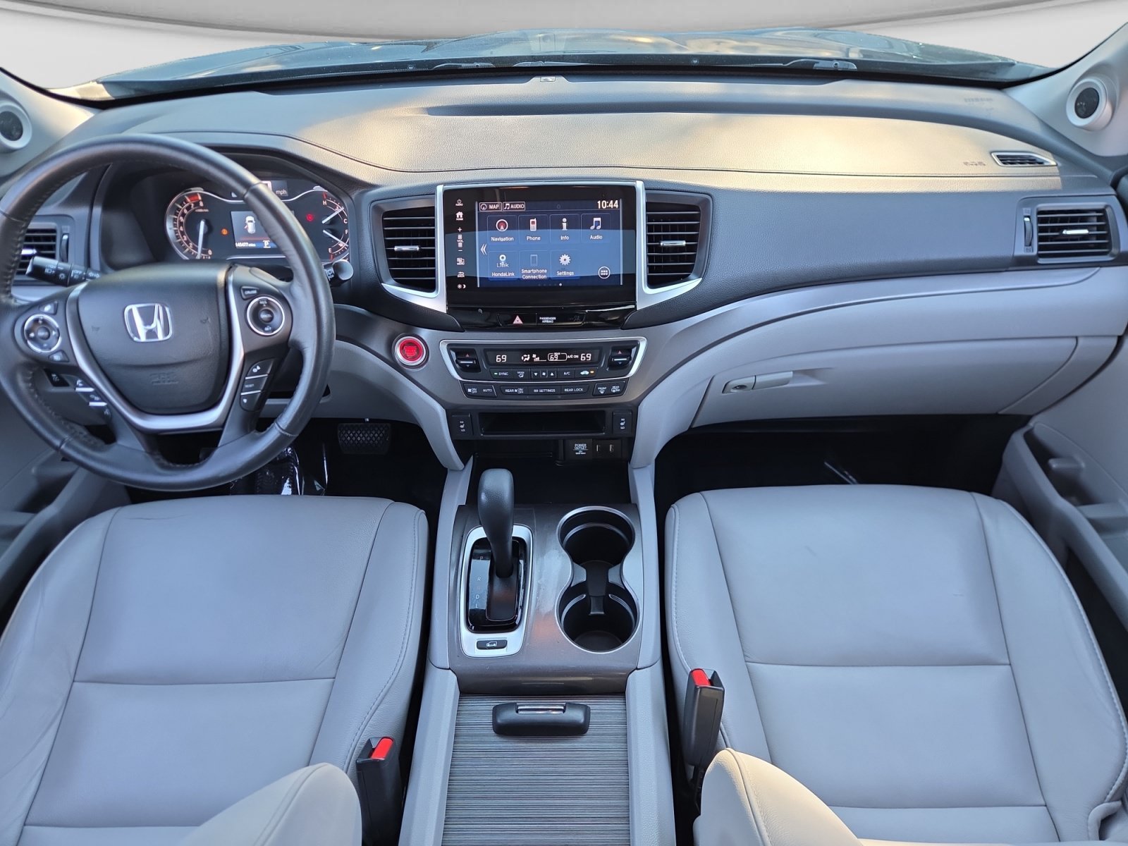 2017 Honda Pilot EX-L - Photo 10