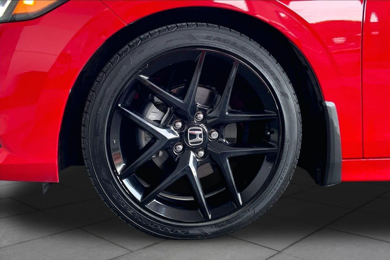 Used 2023 Rallye Red Honda Sport image 11