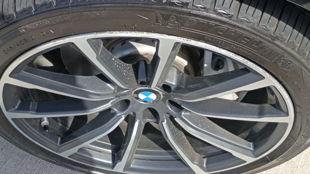 Used 2019 Black BMW 640 Gran Turismo i xDrive image 16