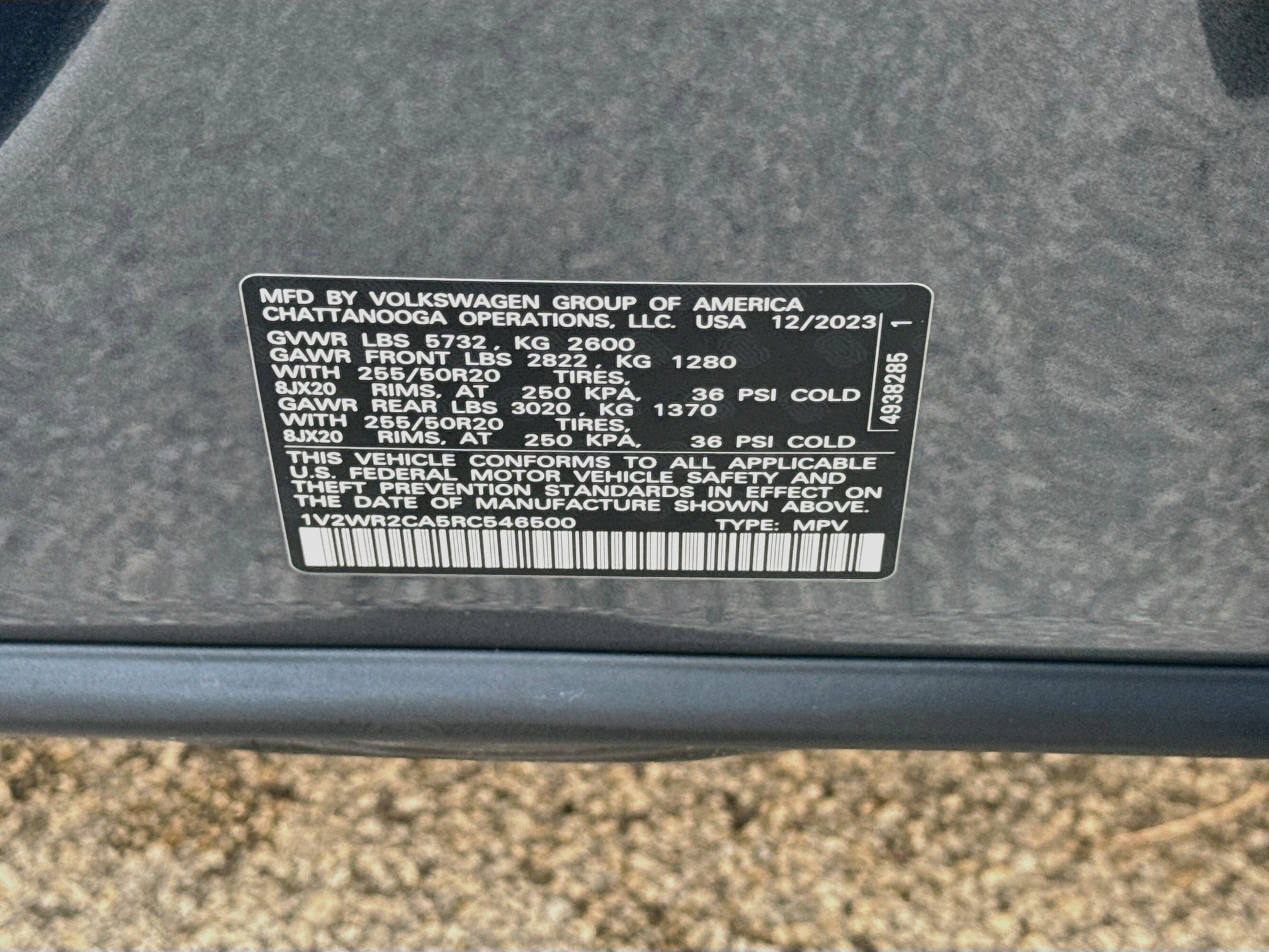 Certified Used 2024 Platinum Gray Metallic Volkswagen 2.0T SE w/Technology image 37