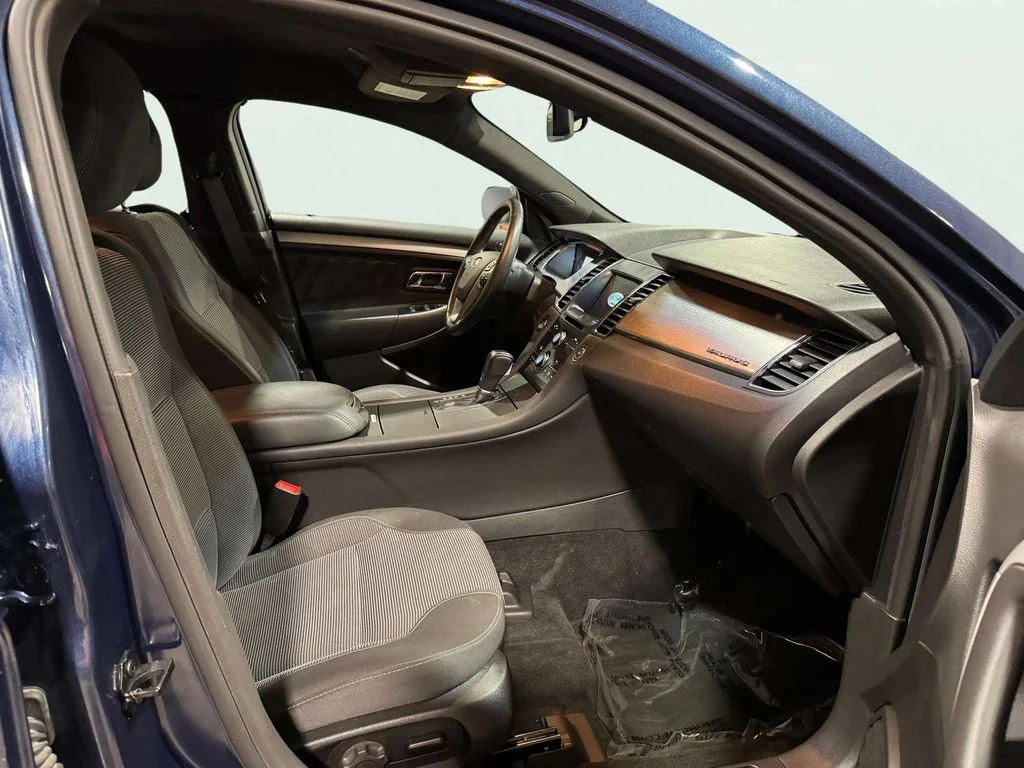 Used 2017 Blue Jeans Metallic Ford SEL image 23
