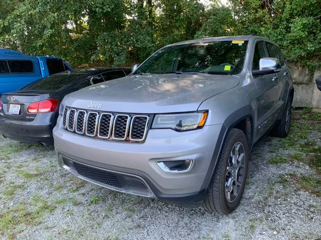 Used 2021 Silver Jeep Limited image 4