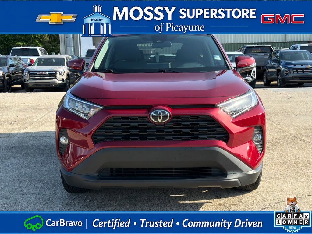 2021 Toyota RAV4 XLE - Photo 11