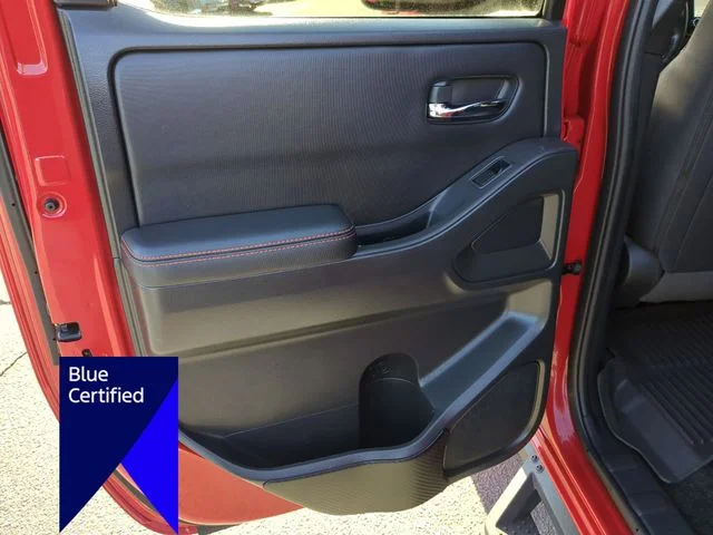 Used 2023 Red Nissan PRO-4X image 28