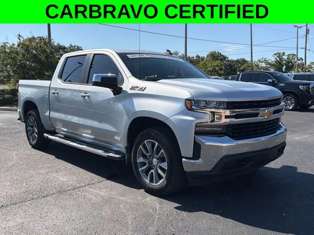 Used 2022 Silver Ice Metallic Chevrolet LT image 2