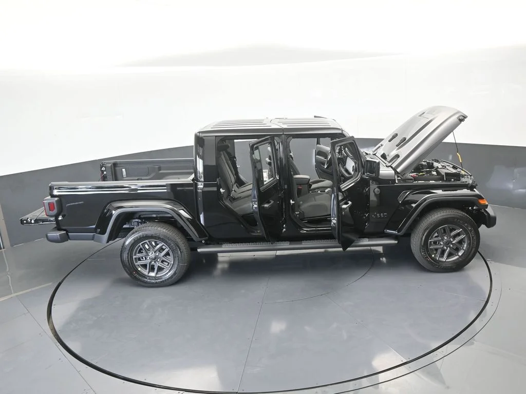 New 2026 Black Clear-Coat Exterior Paint Jeep Sport S image 61