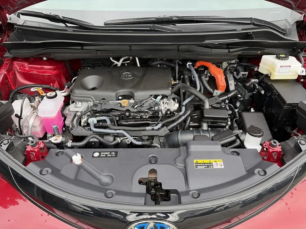 Used 2025  Toyota Sienna XSE AWD 7-Pass Dilawri Certified image 34