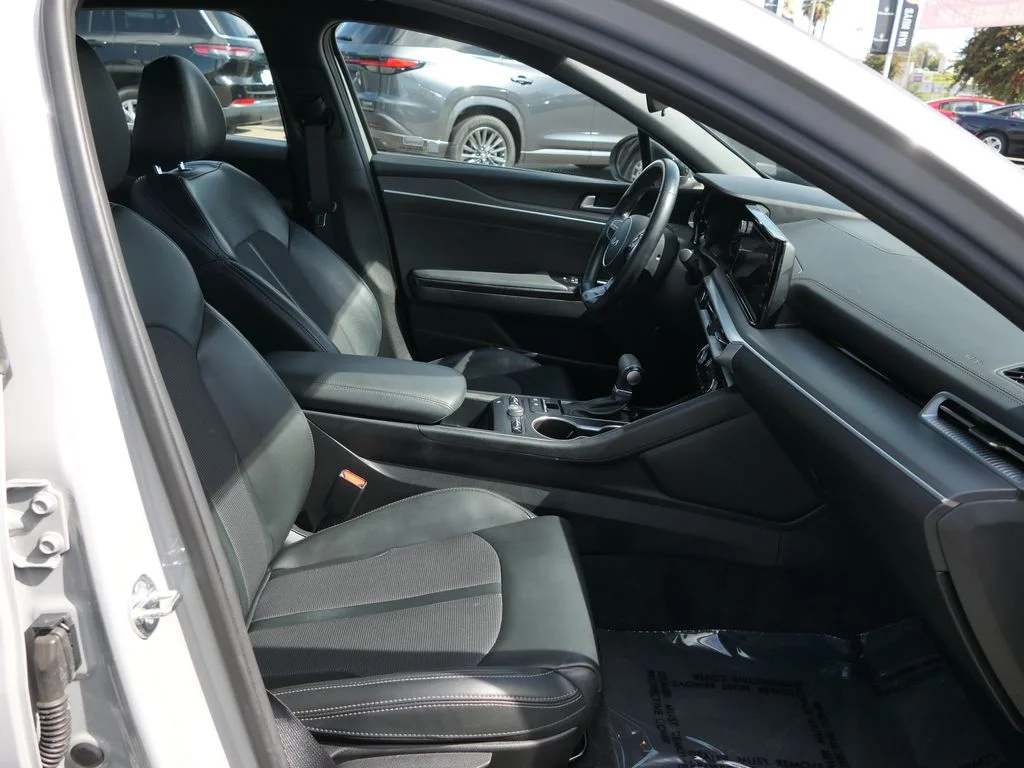 Used 2024 Gray Kia GT-Line image 27