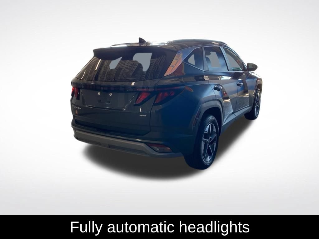 Used 2025 Grey Hyundai SEL image 17