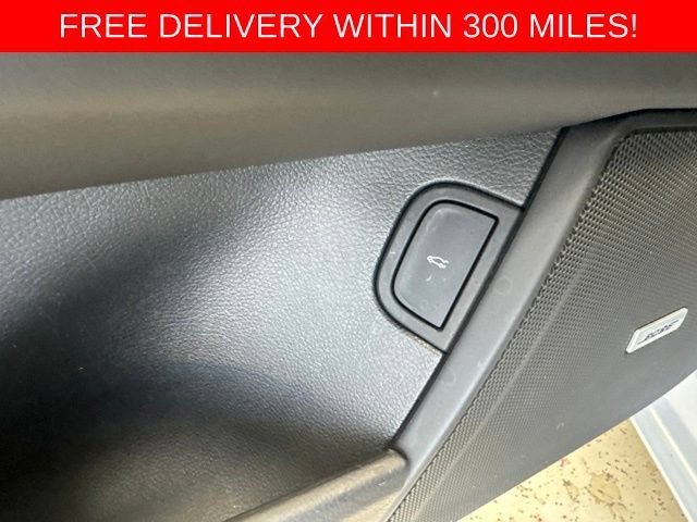 Certified Used 2016 CRYSTAL WHITE TRICOAT Cadillac Luxury AWD image 6