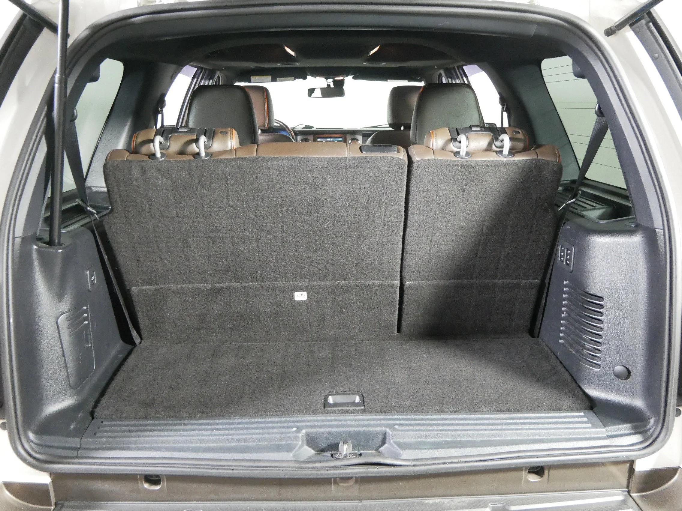 Used 2015 White Platinum Metallic Tri-Coat Ford King Ranch image 18