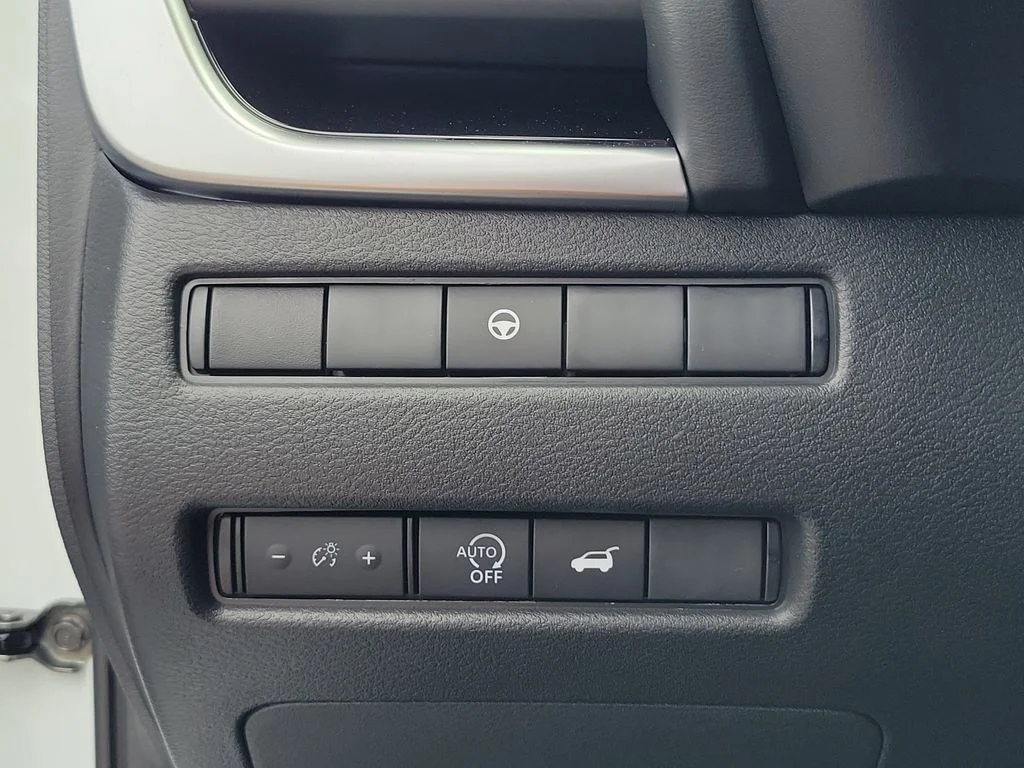 New 2026 White Nissan Rock Creek image 23