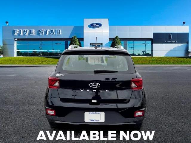 Used 2026 Black Hyundai SEL image 6