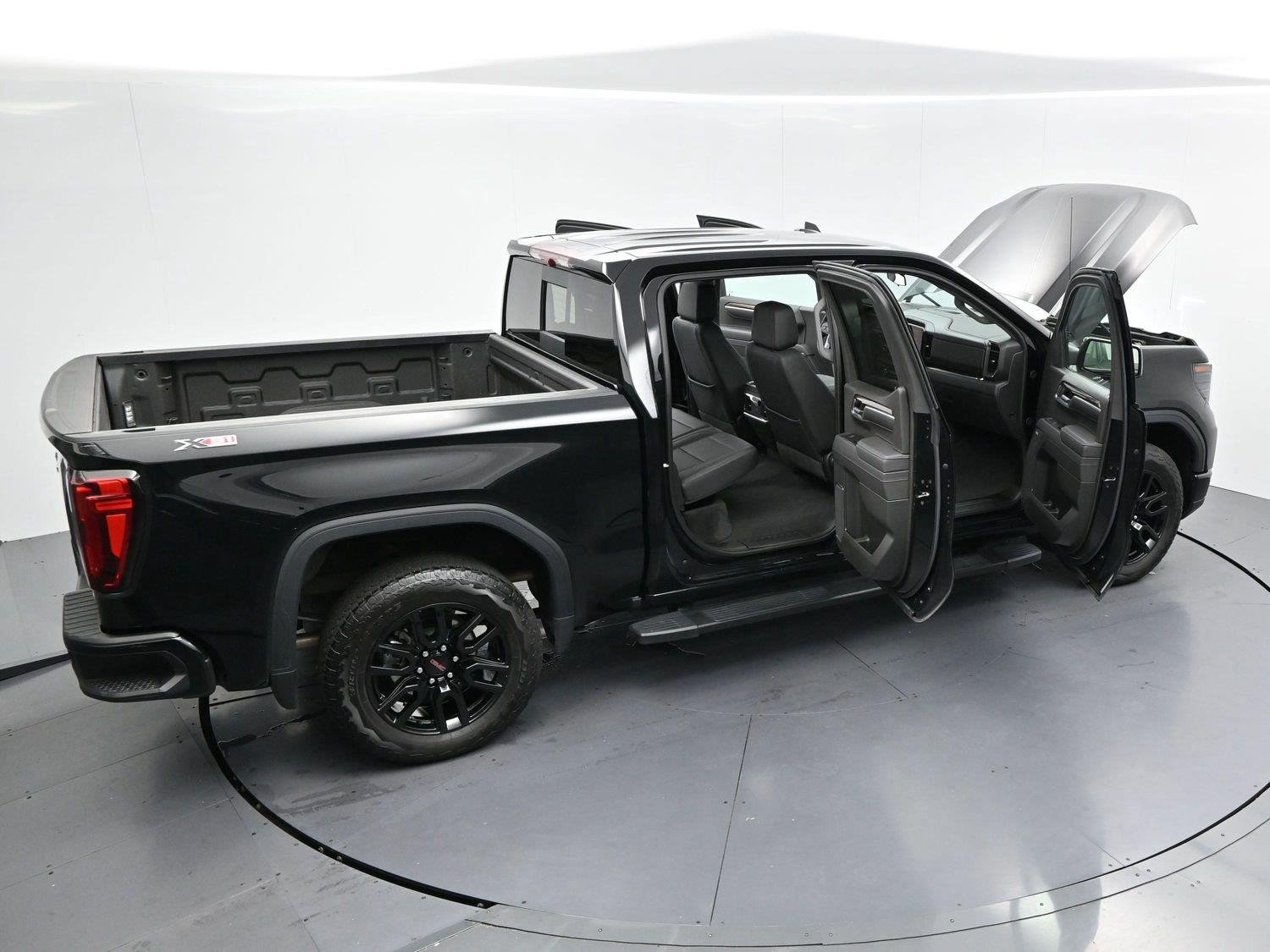 Used 2025 Onyx Black GMC Elevation image 36