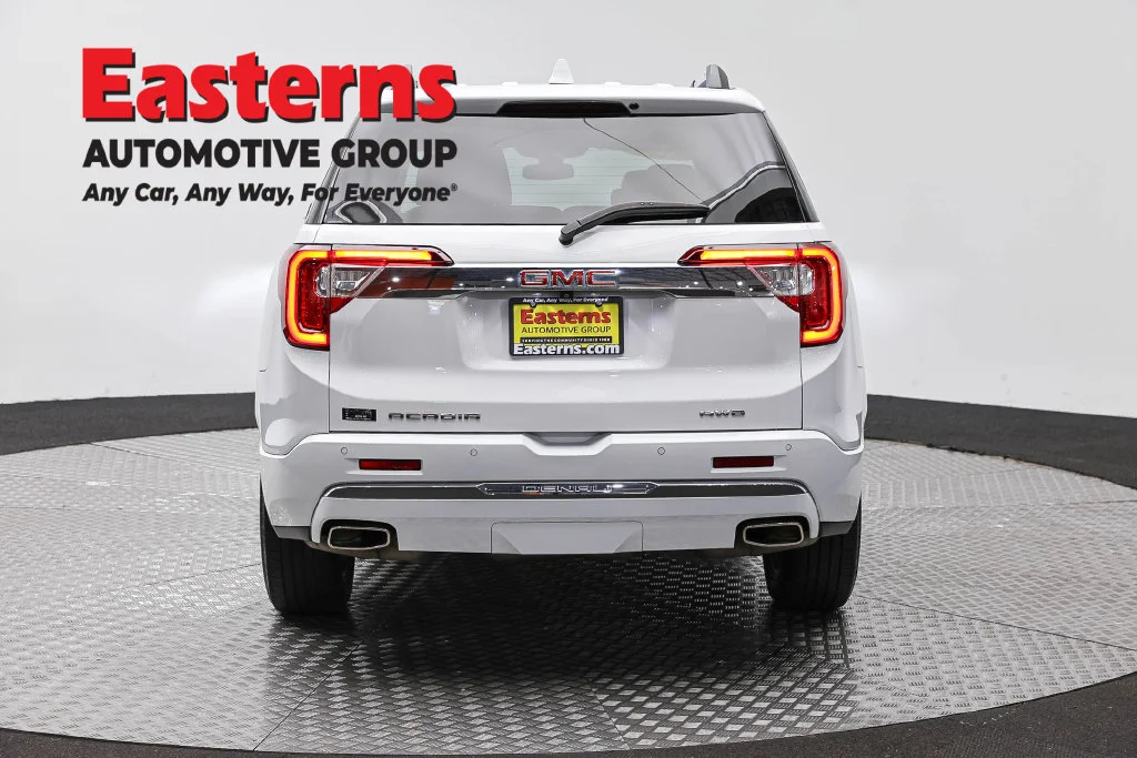 Used 2023 White GMC Denali image 7