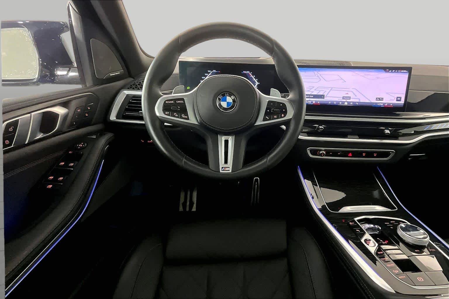 Used 2025 Marina Bay Blue Metallic BMW M60i image 6