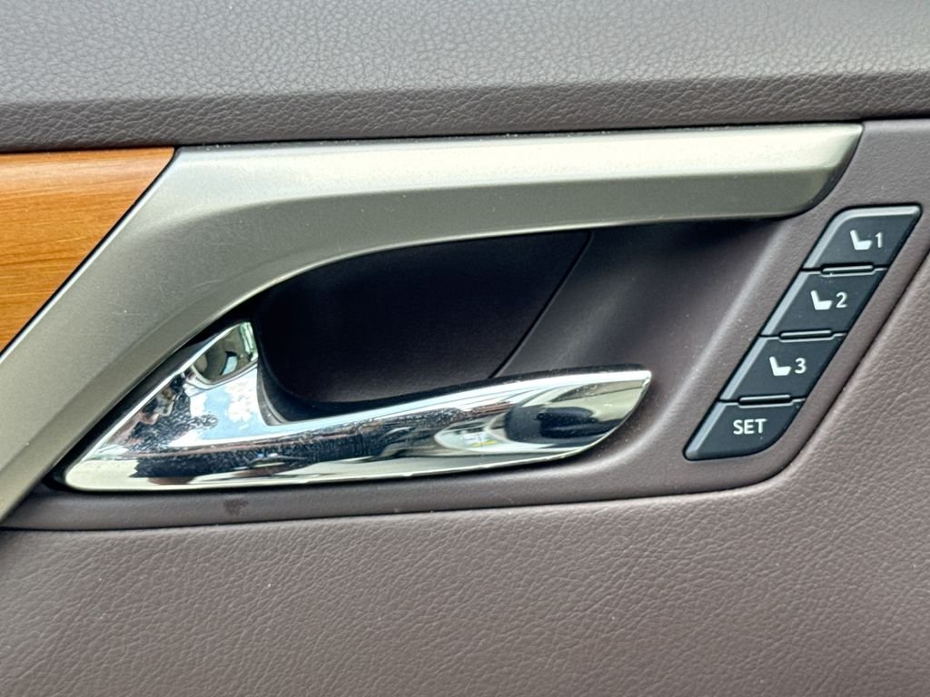 Used 2016 Beige Lexus 350 image 13
