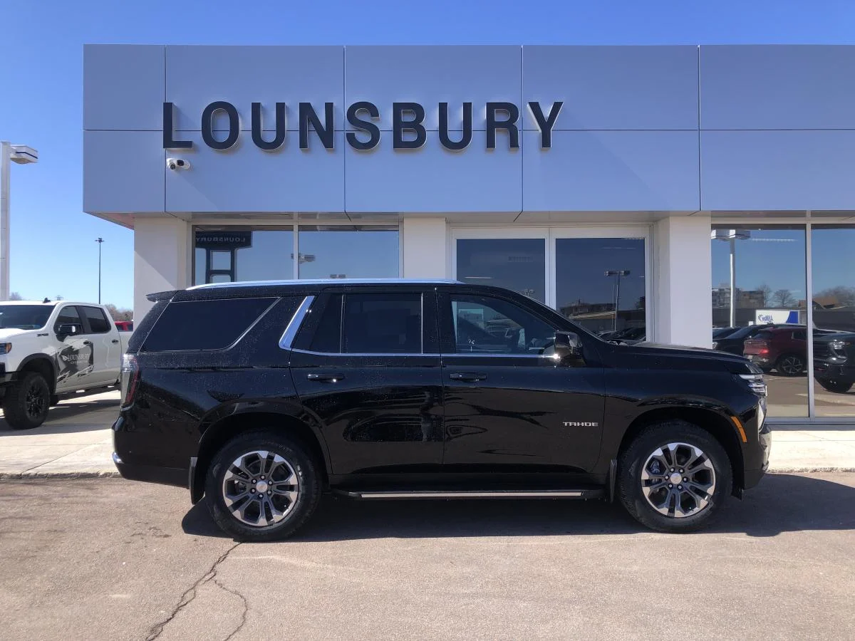 New 2026 Black Chevrolet 4WD 4dr LT image 2