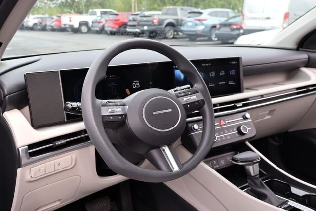 Used 2026 Gray Hyundai SE image 15