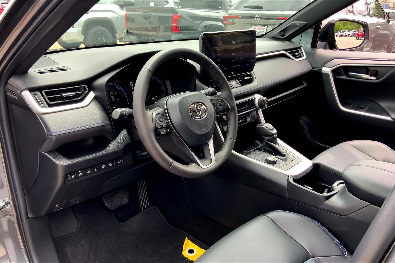 Used 2023 Magnetic Gray Metallic/Midnight Black Metallic Toyota Hybrid XSE image 17