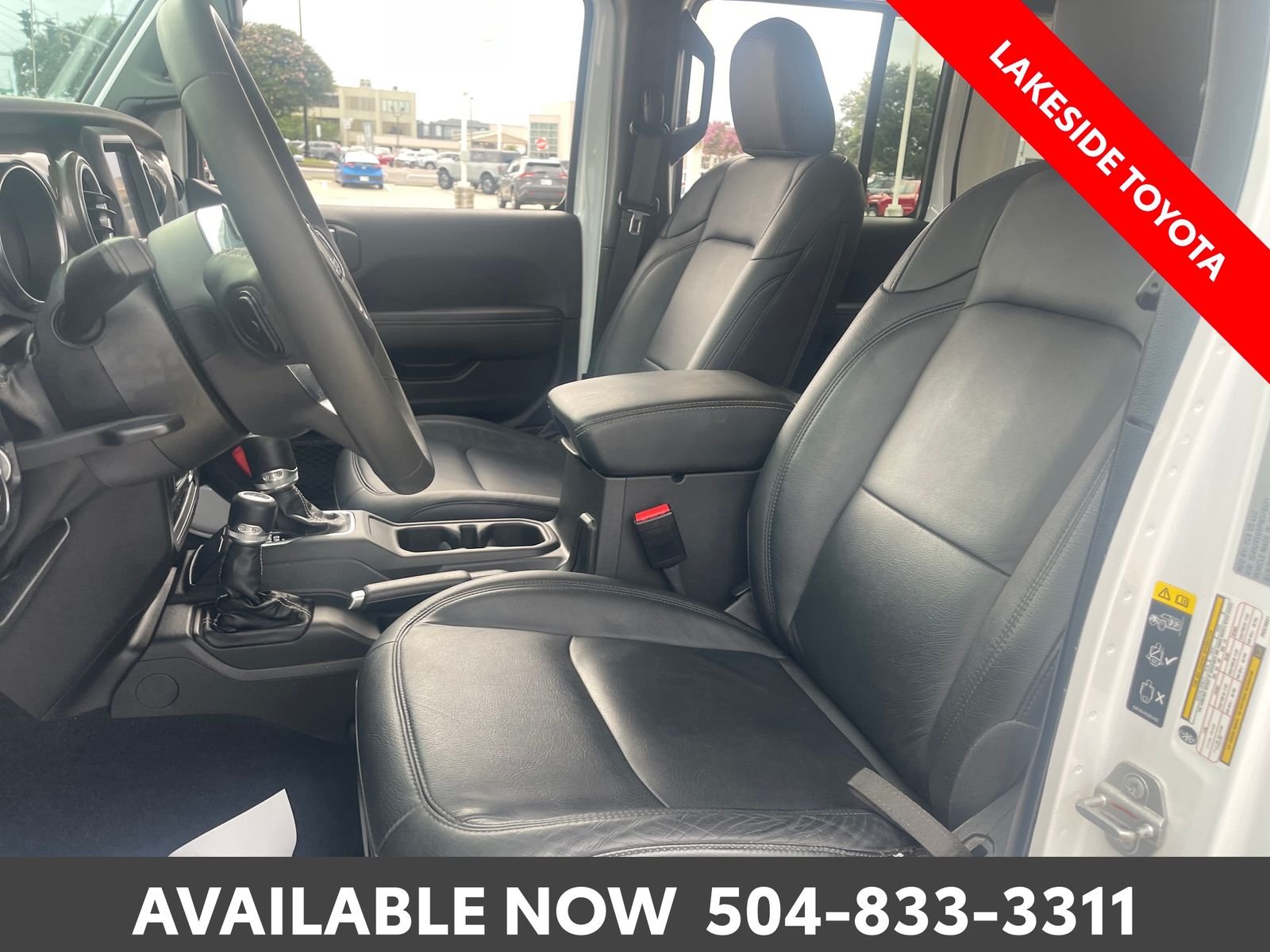 Used 2023 White Jeep Sahara image 27