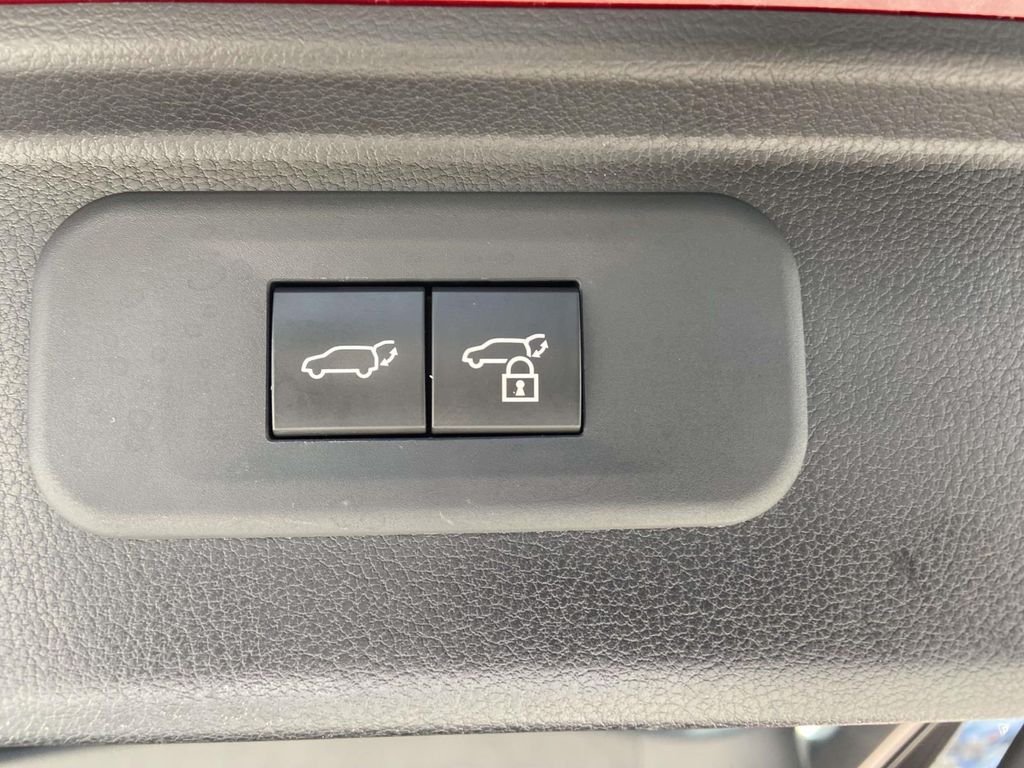 Used 2025 Red Toyota XLE image 8